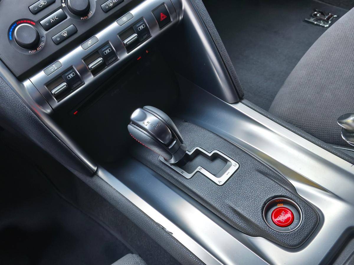 nissan-gt-r-2009-gasolina-3799cc