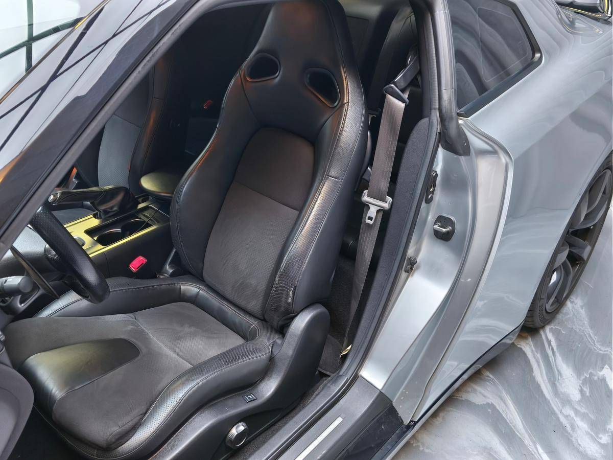 nissan-gt-r-2009-gasolina-3799cc