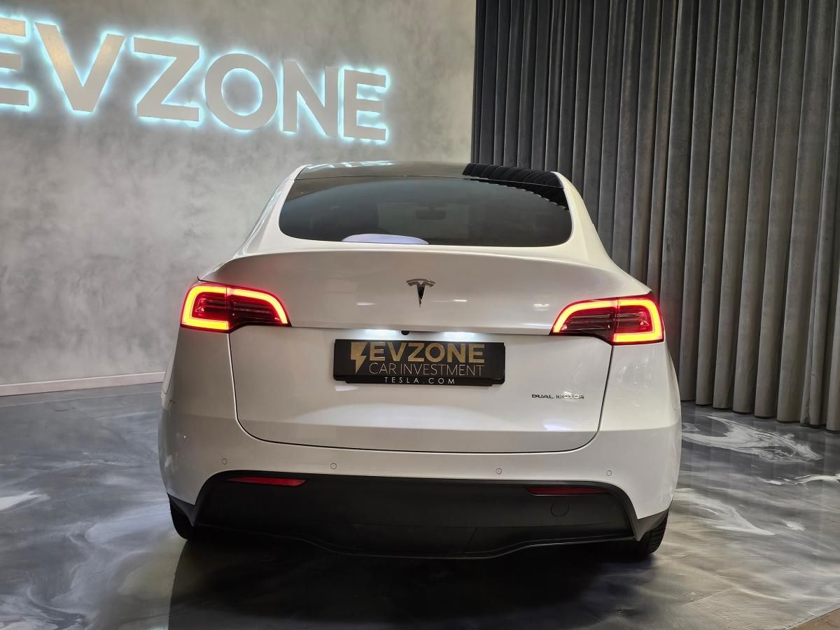 tesla-model-y-2021-eletrico-500cc