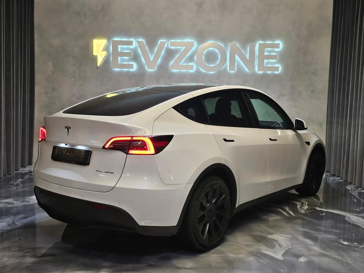 tesla-model-y-2021-eletrico-500cc