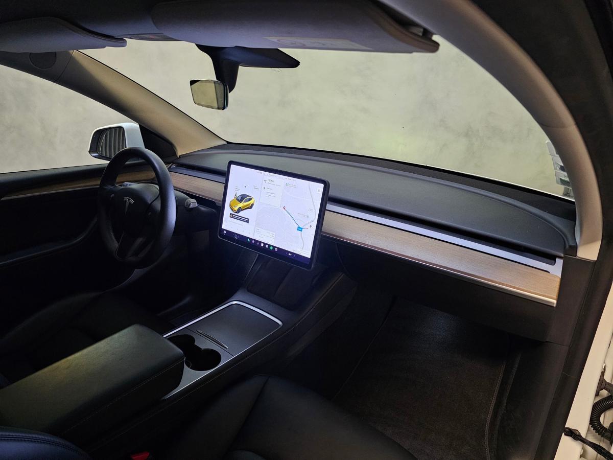 tesla-model-y-2021-eletrico-500cc