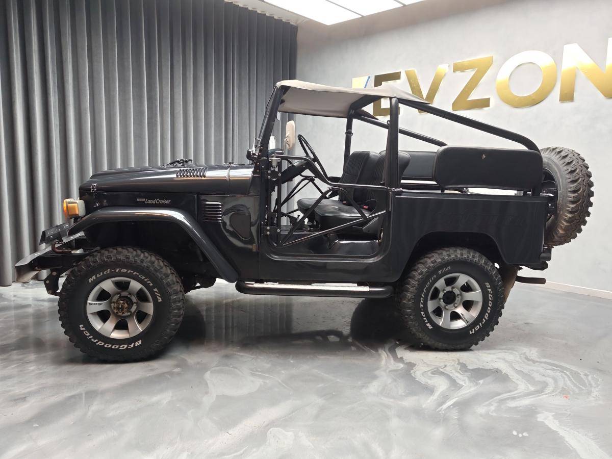 toyota-land-cruiser-1981-diesel-2977cc