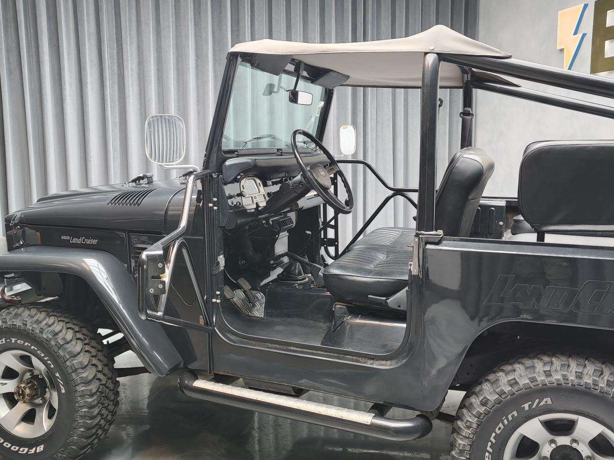 toyota-land-cruiser-1981-diesel-2977cc