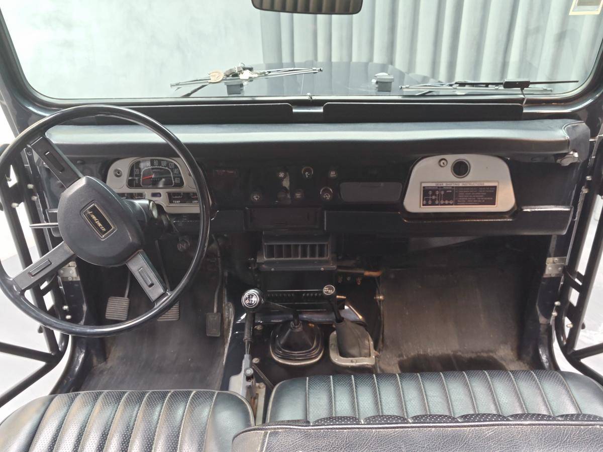 toyota-land-cruiser-1981-diesel-2977cc