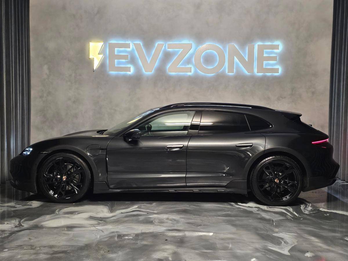 porsche-taycan-2024-eletrico-500cc