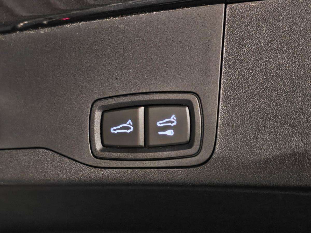 porsche-taycan-2024-eletrico-500cc