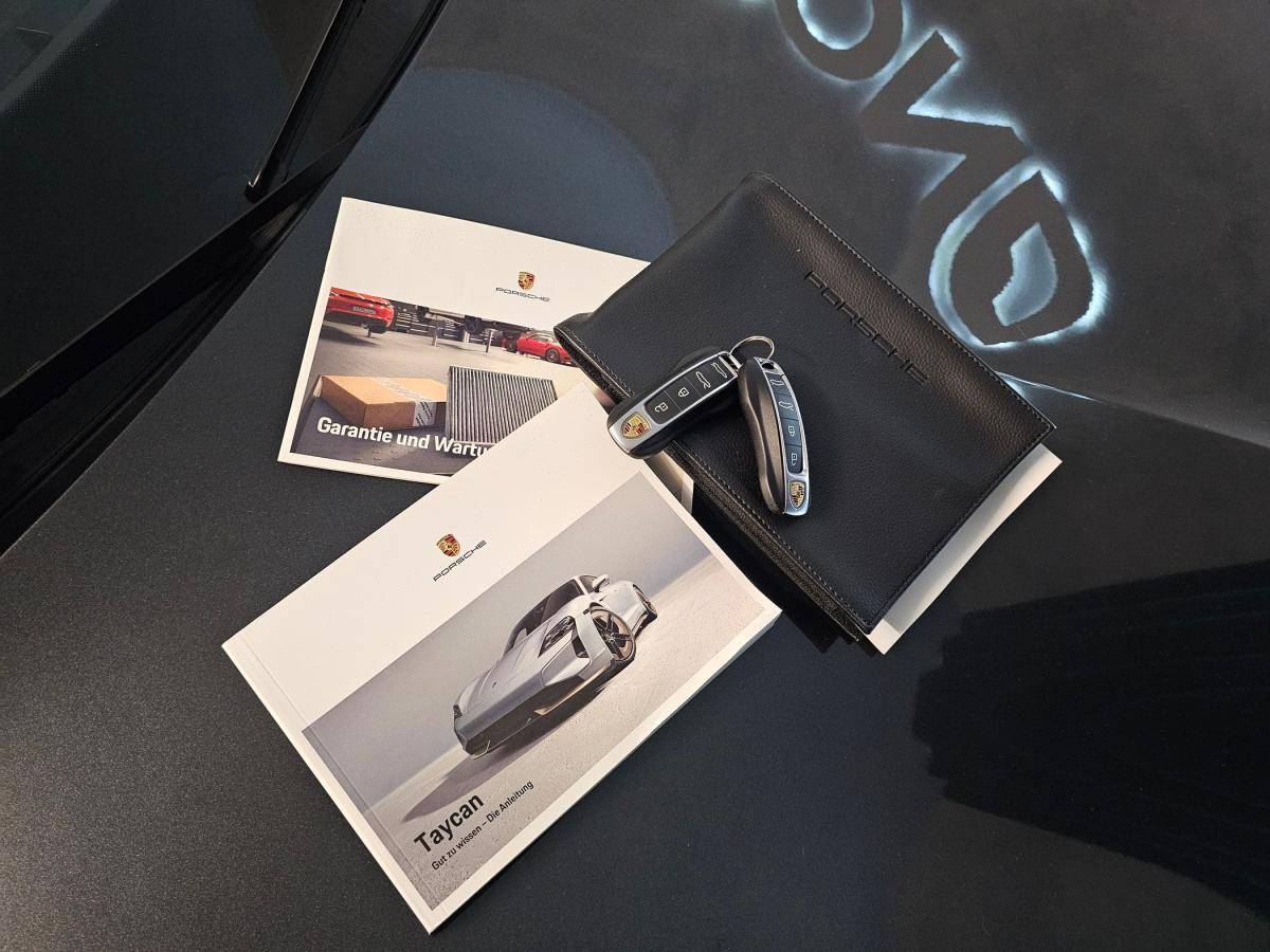 porsche-taycan-2024-eletrico-500cc
