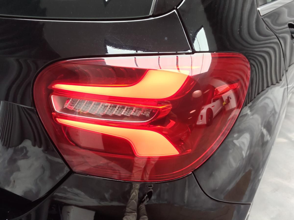 mercedes-benz-classe-a-2017-gasolina-1595cc