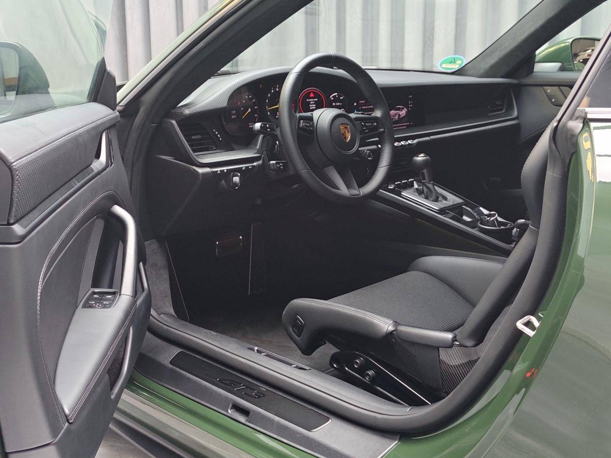 porsche-992-2022-gasolina-3996cc