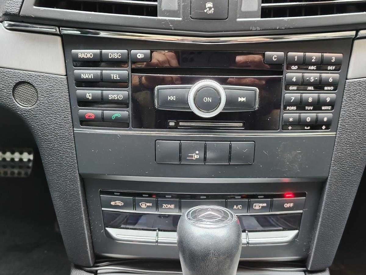 mercedes-benz-classe-e-2010-gasolina-1796cc