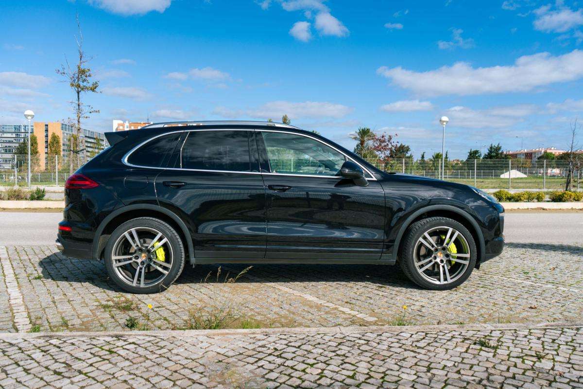 porsche-cayenne-2015-hibrido-a-gasolina-2995cc