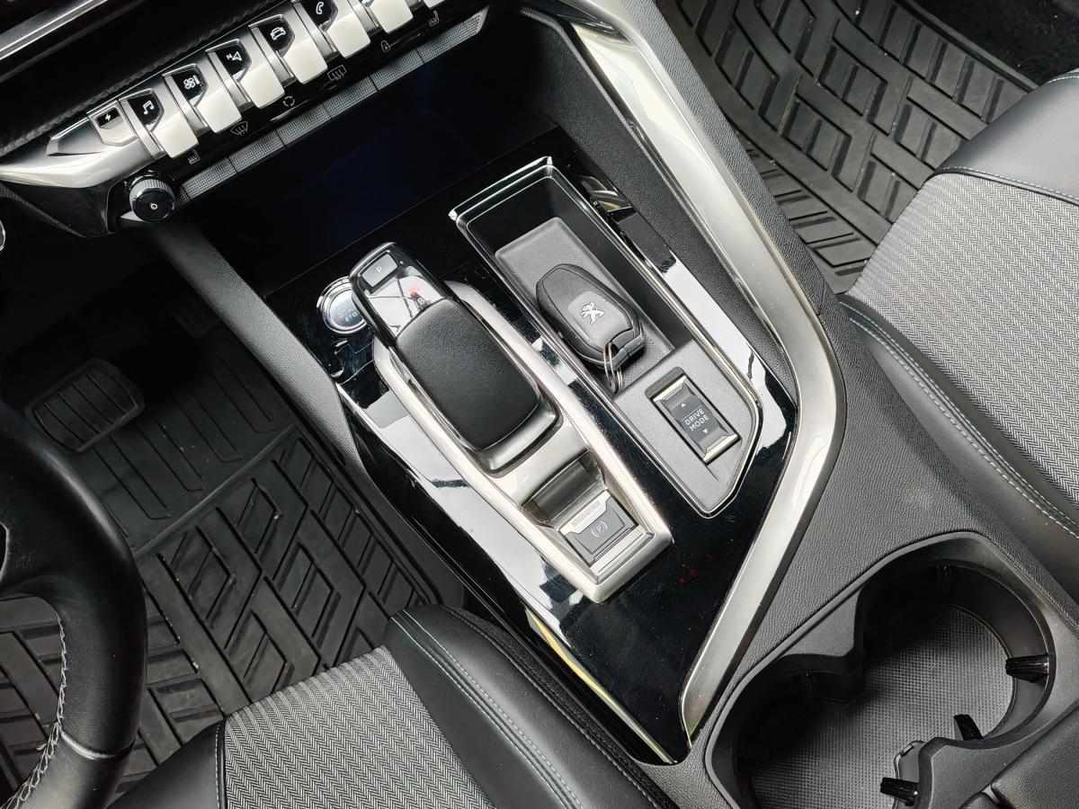 peugeot-3008-2021-hibrido-a-gasolina-1598cc