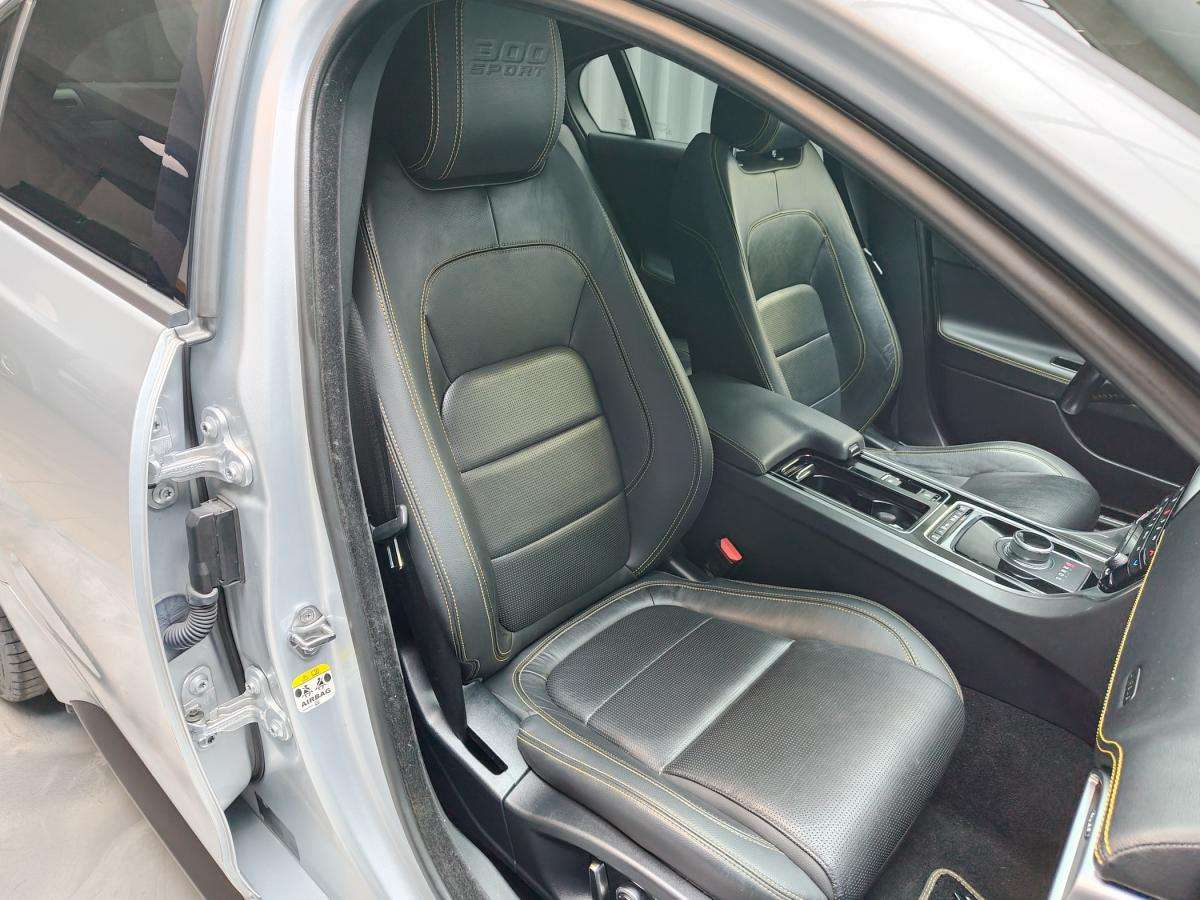 jaguar-xe-2019-gasolina-1997cc