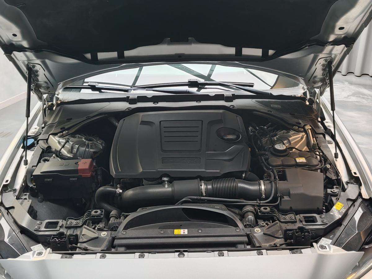 jaguar-xe-2019-gasolina-1997cc