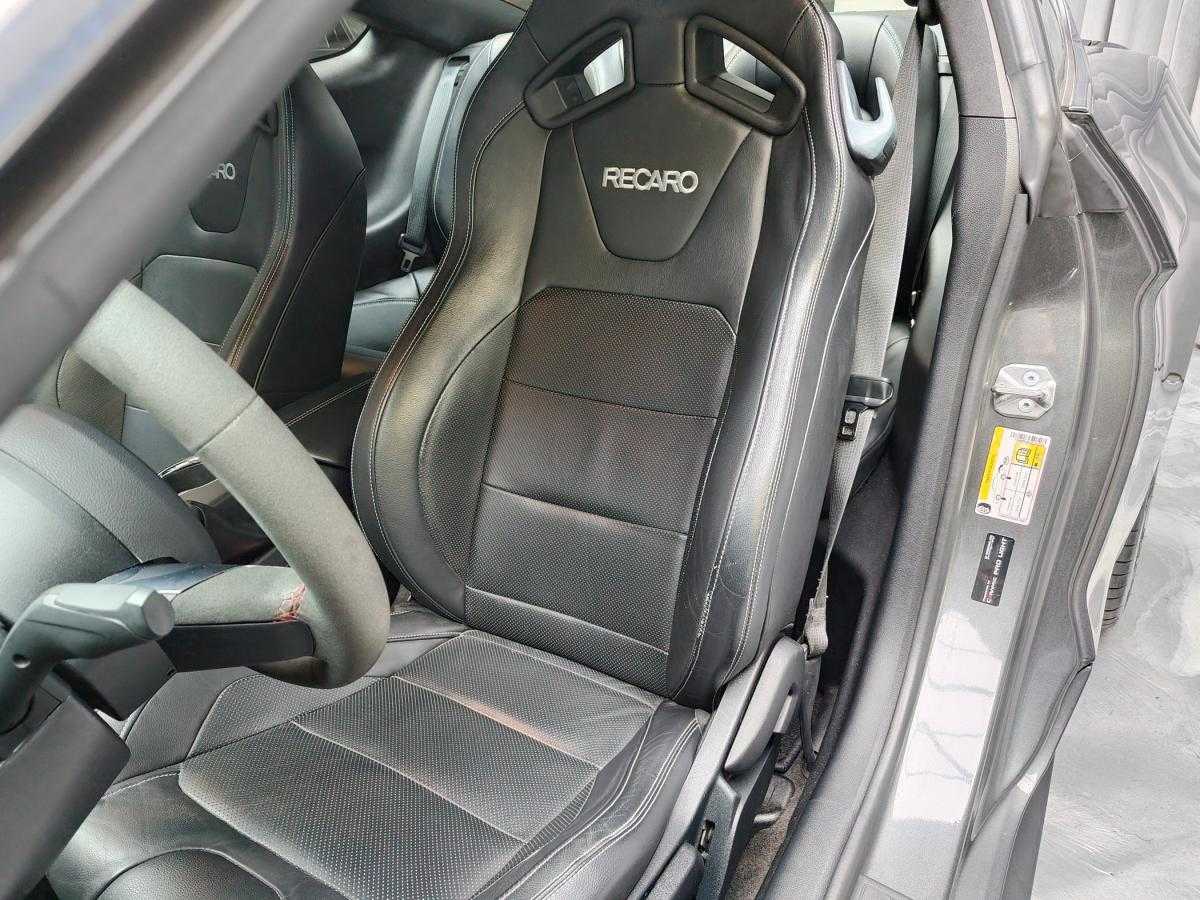 ford-mustang-2017-gasolina-2261cc