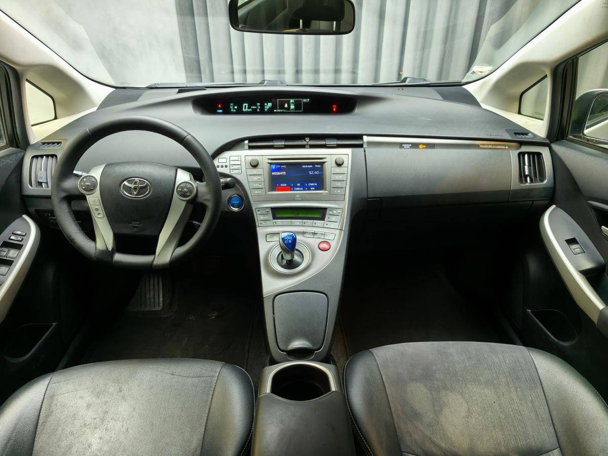 toyota-prius-2013-hibrido-a-gasolina-1798cc