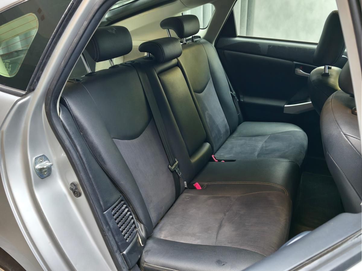toyota-prius-2013-hibrido-a-gasolina-1798cc