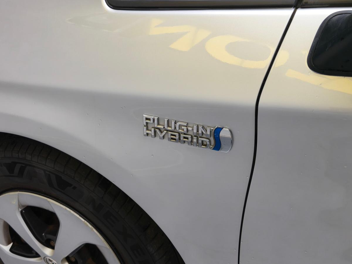 toyota-prius-2013-hibrido-a-gasolina-1798cc