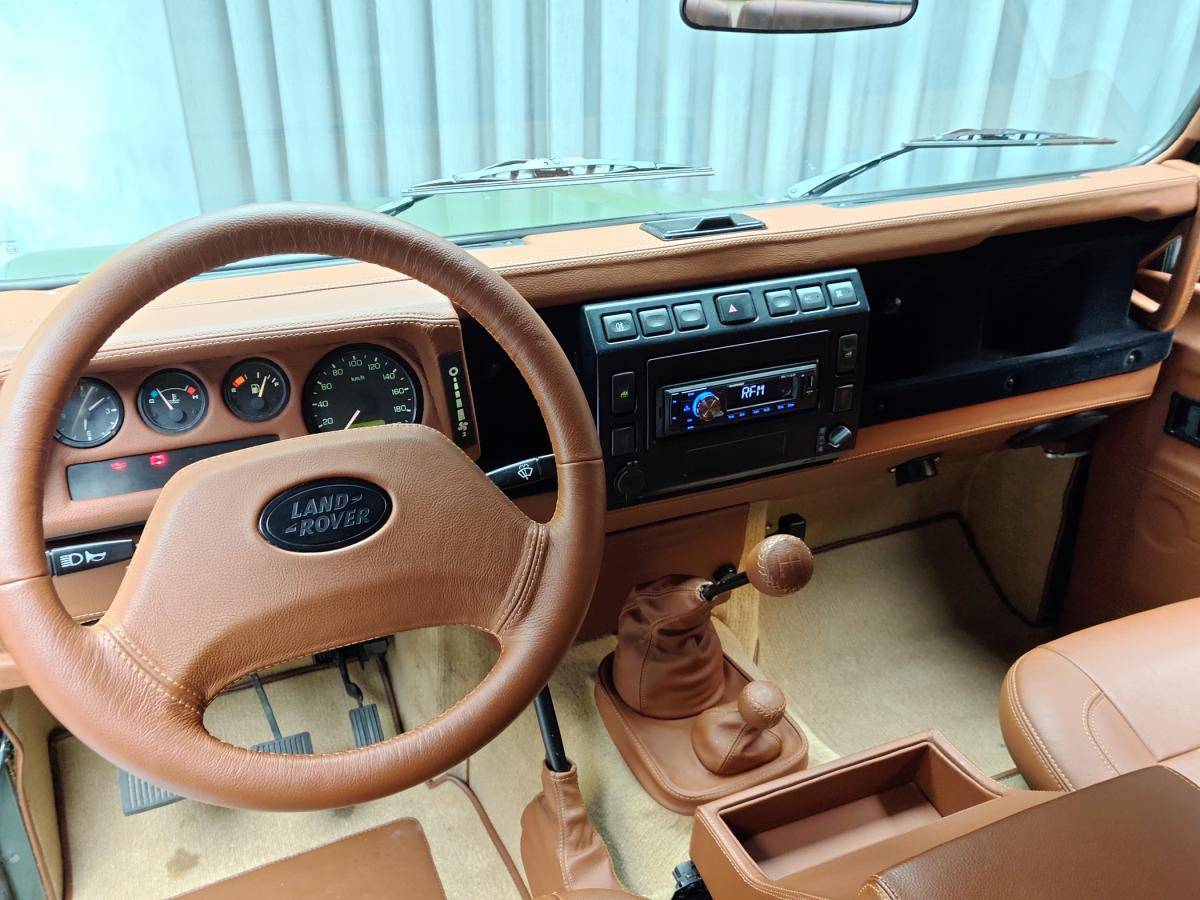 land-rover-defender-2002-diesel-2495cc
