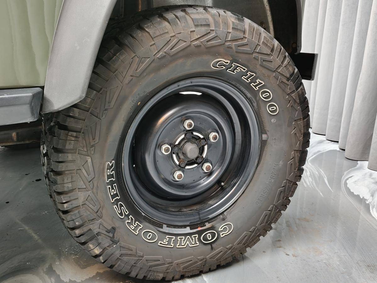 land-rover-defender-2002-diesel-2495cc