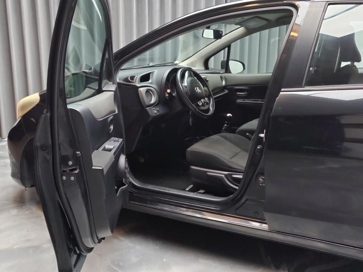 toyota-yaris-2014-diesel-1364cc