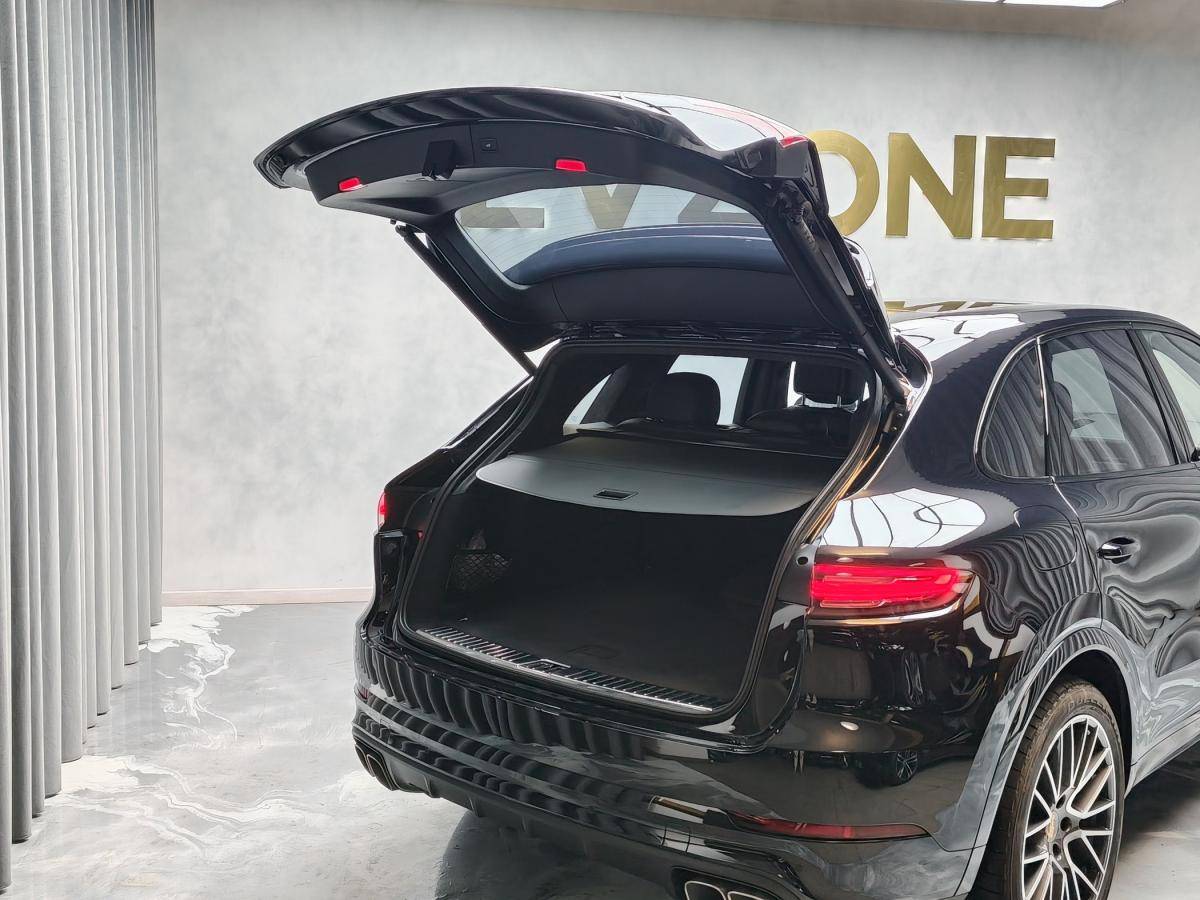 porsche-cayenne-2021-hibrido-a-gasolina-3996cc