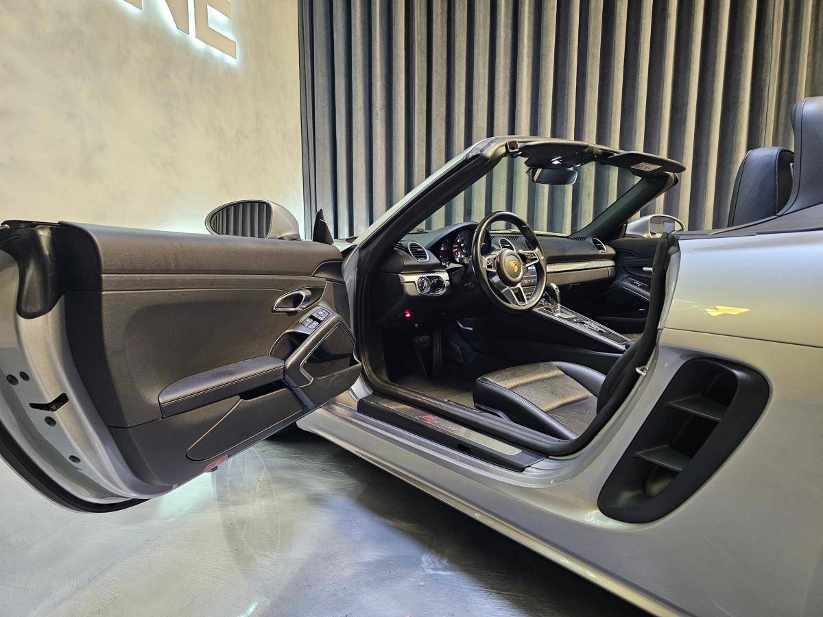 porsche-718-2019-gasolina-1988cc