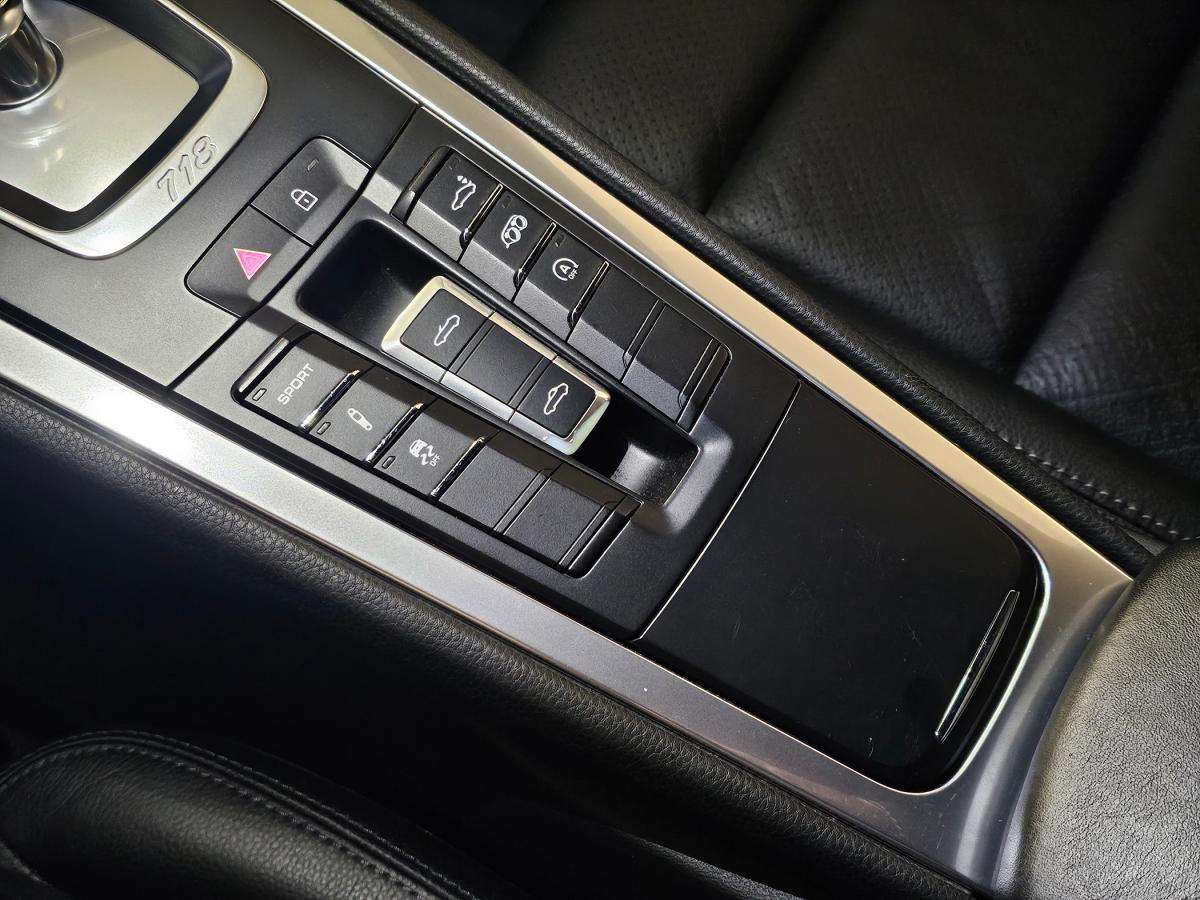 porsche-718-2019-gasolina-1988cc