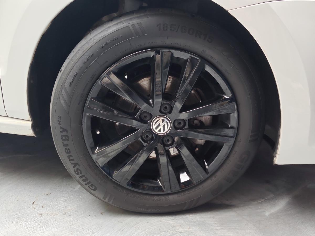 volkswagen-polo-2017-gasolina-999cc