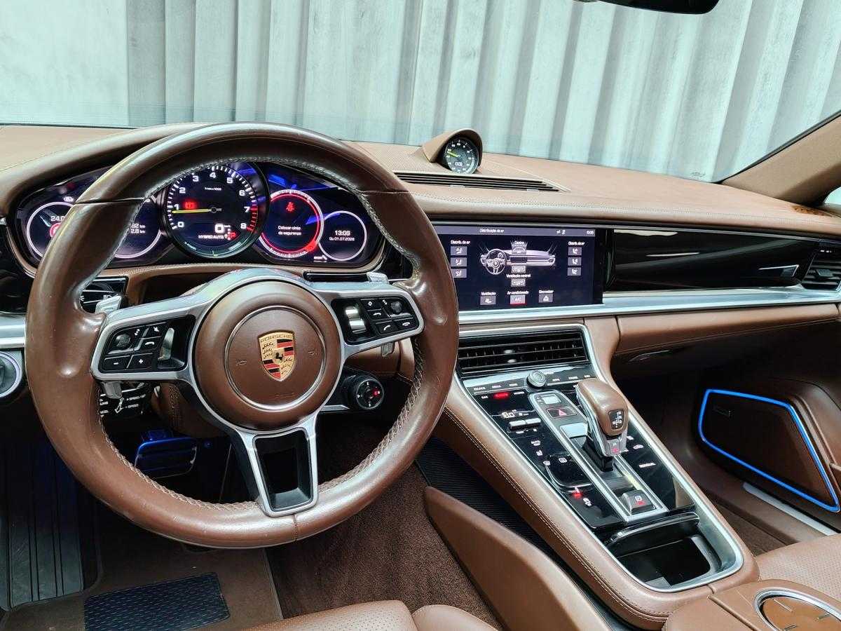 porsche-panamera-2018-hibrido-a-gasolina-2894cc