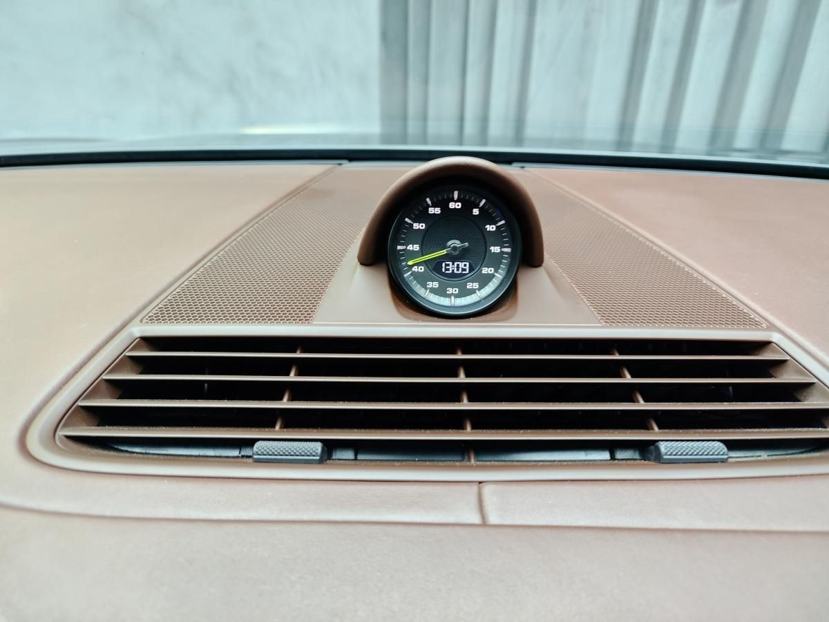 porsche-panamera-2018-hibrido-a-gasolina-2894cc