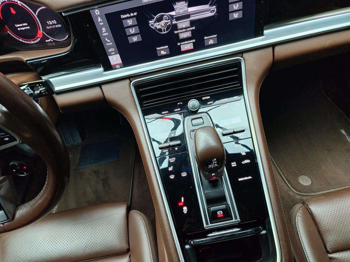 porsche-panamera-2018-hibrido-a-gasolina-2894cc
