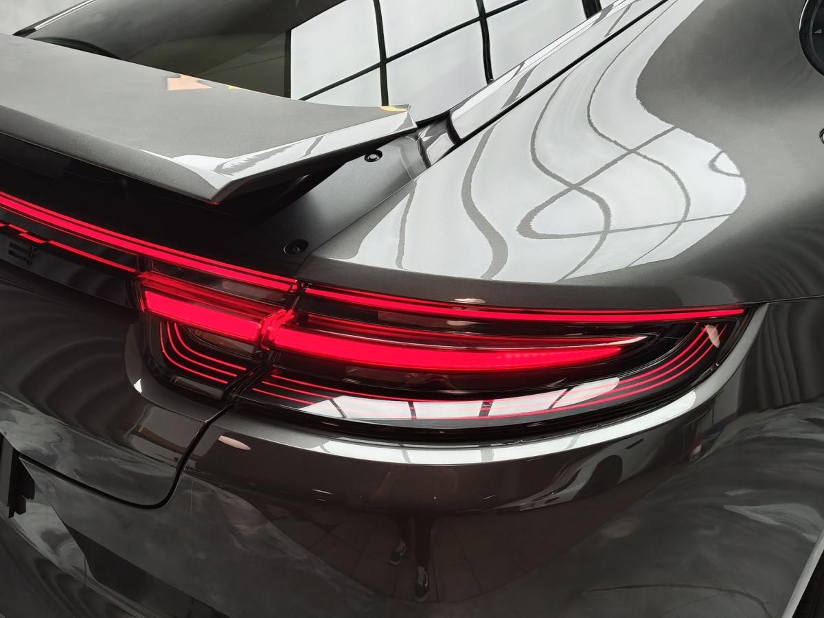 porsche-panamera-2018-hibrido-a-gasolina-2894cc