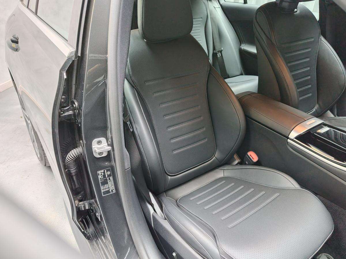 mercedes-benz-classe-c-2022-hibrido-a-gasolina-1999cc