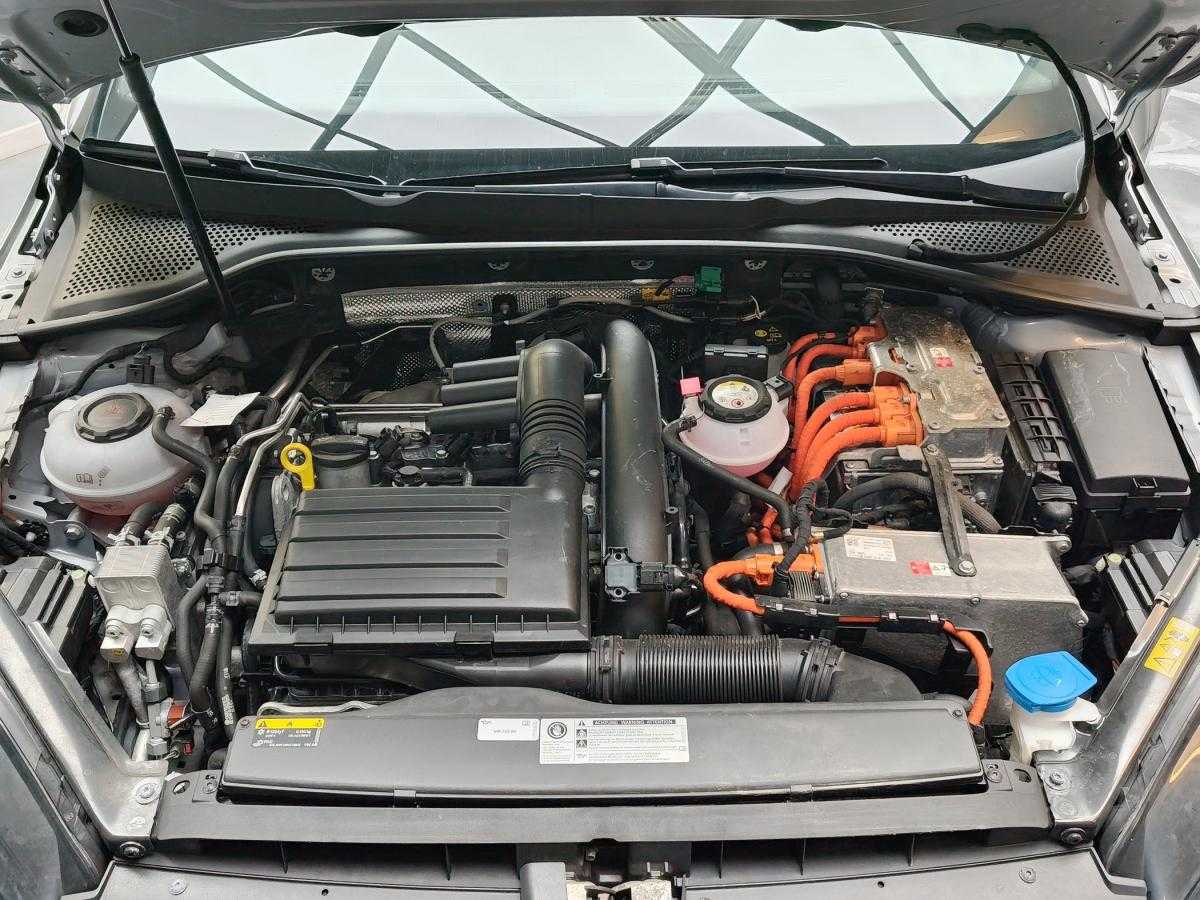 volkswagen-golf-2018-hibrido-a-gasolina-1395cc