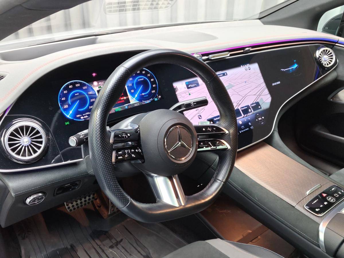 mercedes-benz-eqe-2023-eletrico-500cc