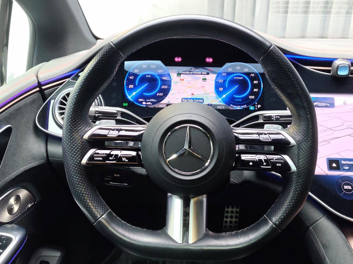 mercedes-benz-eqe-2023-eletrico-500cc