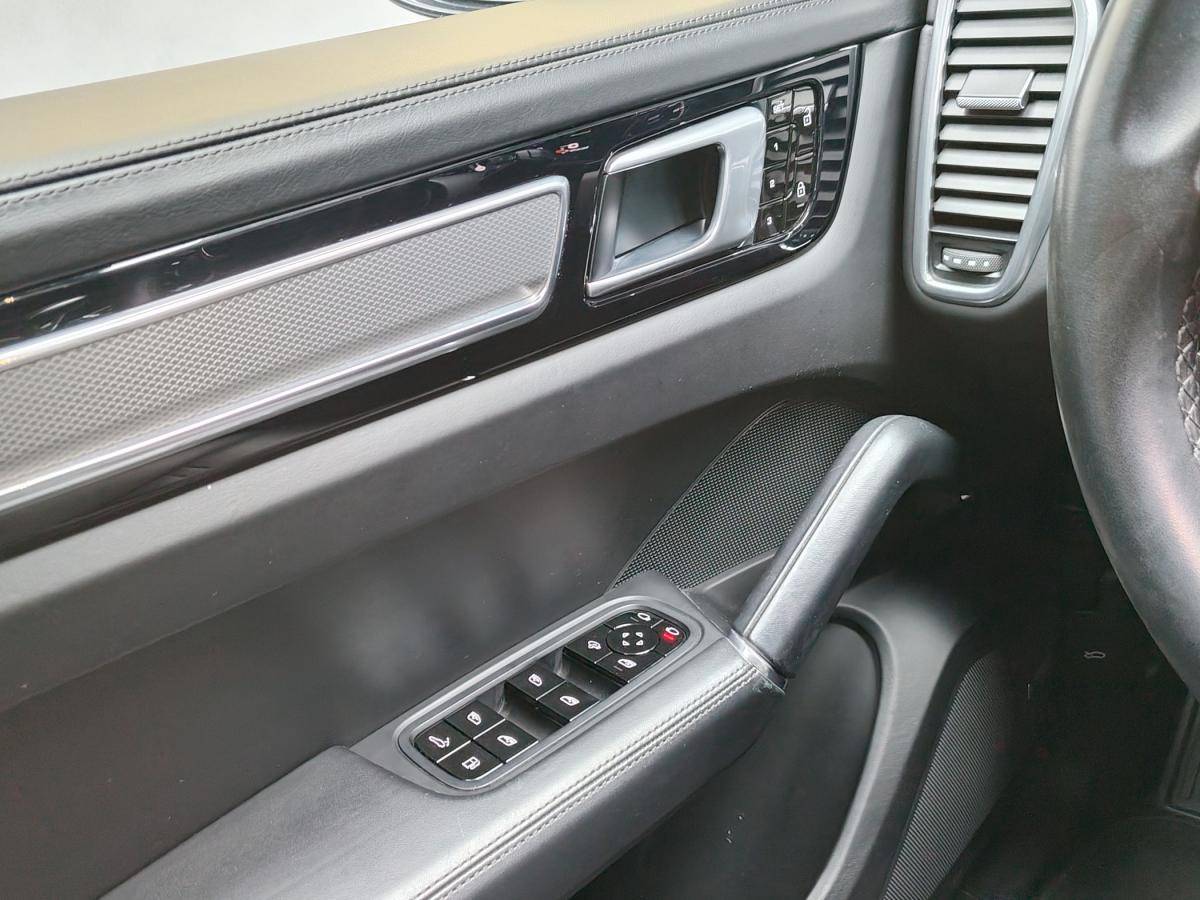 porsche-cayenne-2019-hibrido-a-gasolina-2995cc