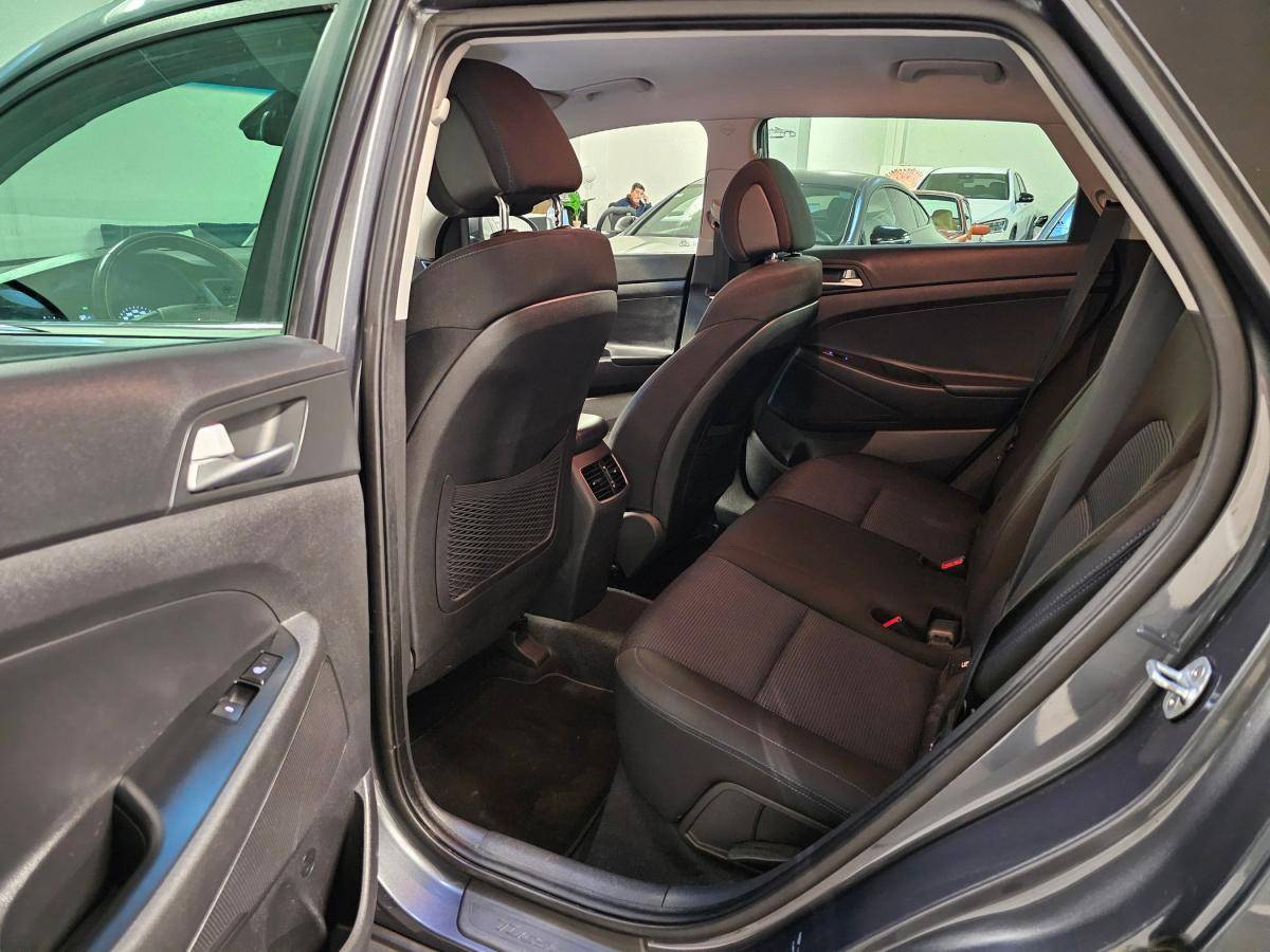 hyundai-tucson-2017-diesel-1685cc
