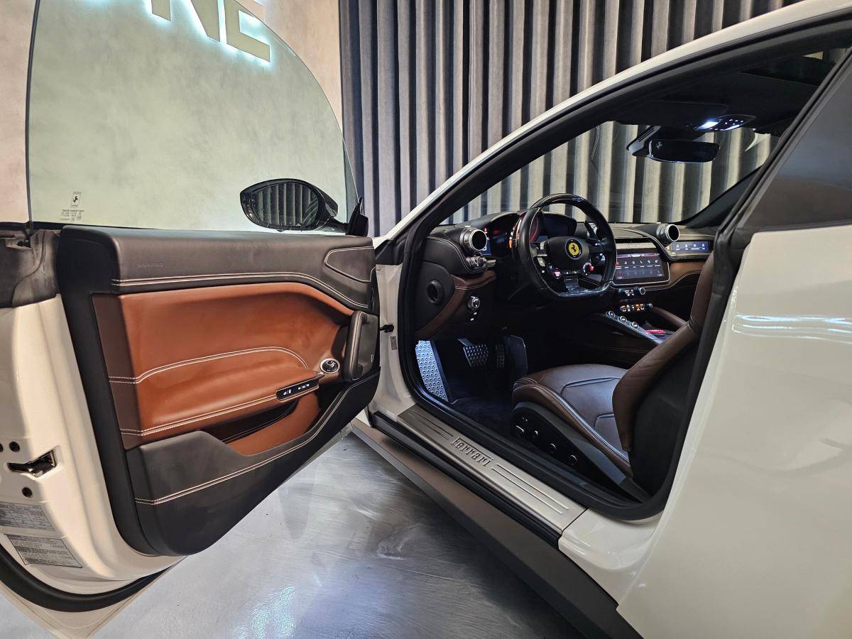 ferrari-gtc4-lusso-2020-gasolina-3855cc