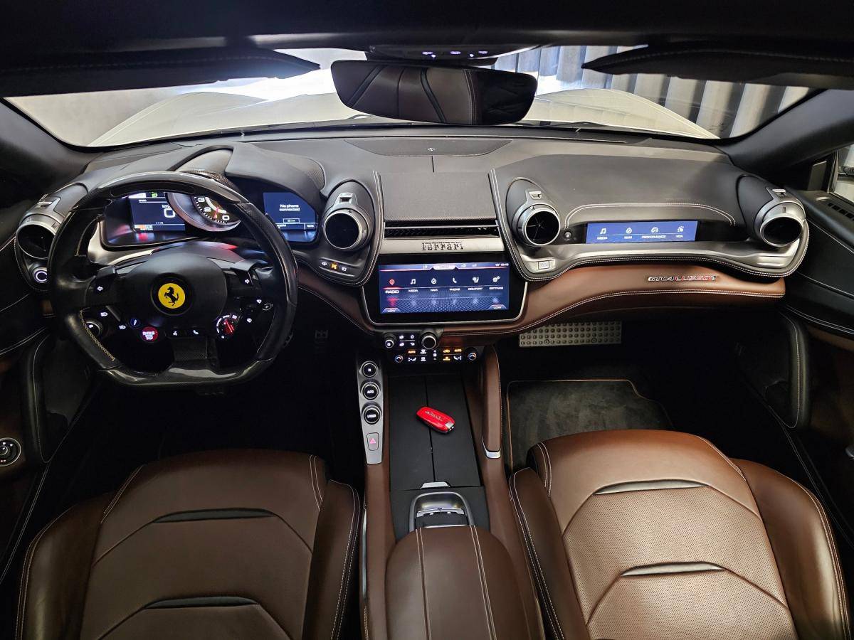 ferrari-gtc4-lusso-2020-gasolina-3855cc
