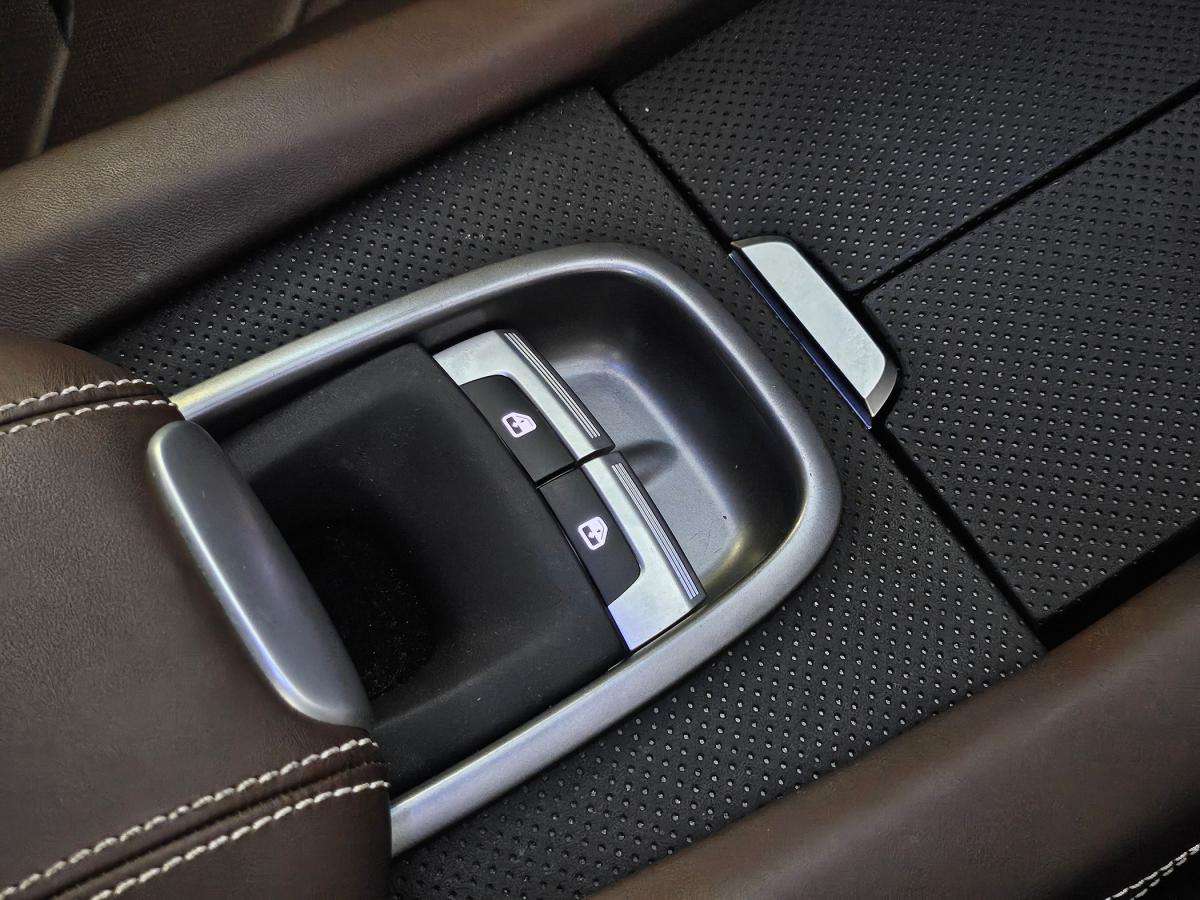 ferrari-gtc4-lusso-2020-gasolina-3855cc