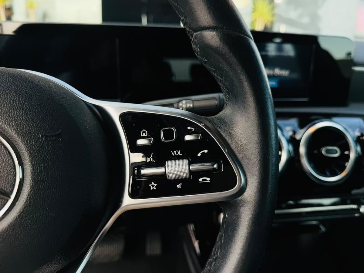 mercedes-benz-classe-a-2020-hibrido-a-gasolina-1332cc