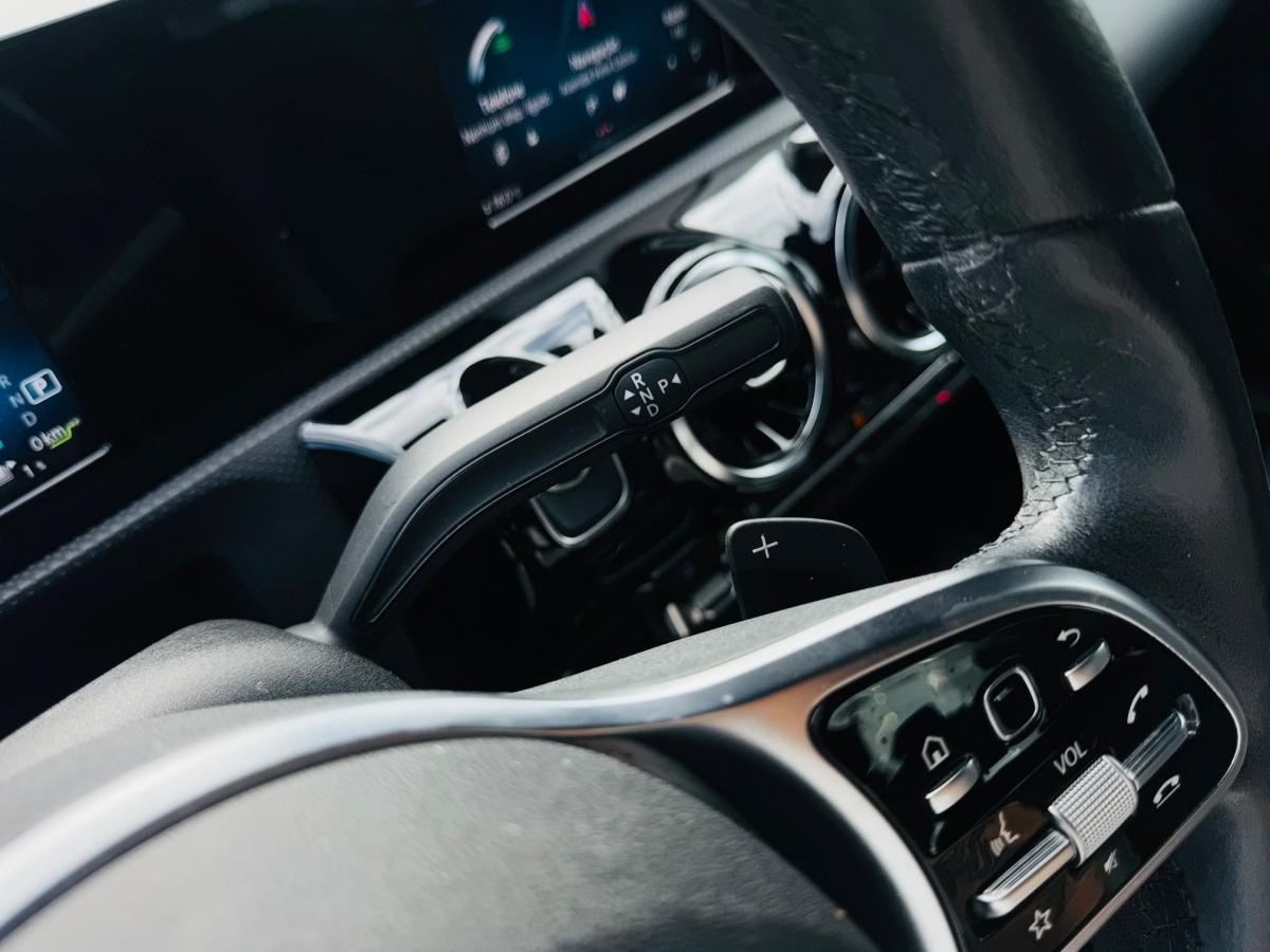 mercedes-benz-classe-a-2020-hibrido-a-gasolina-1332cc