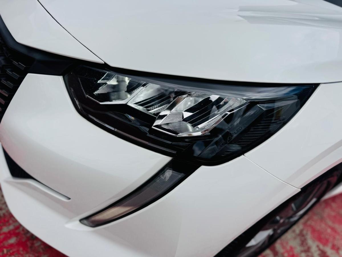 peugeot-208-2022-gasolina-1199cc