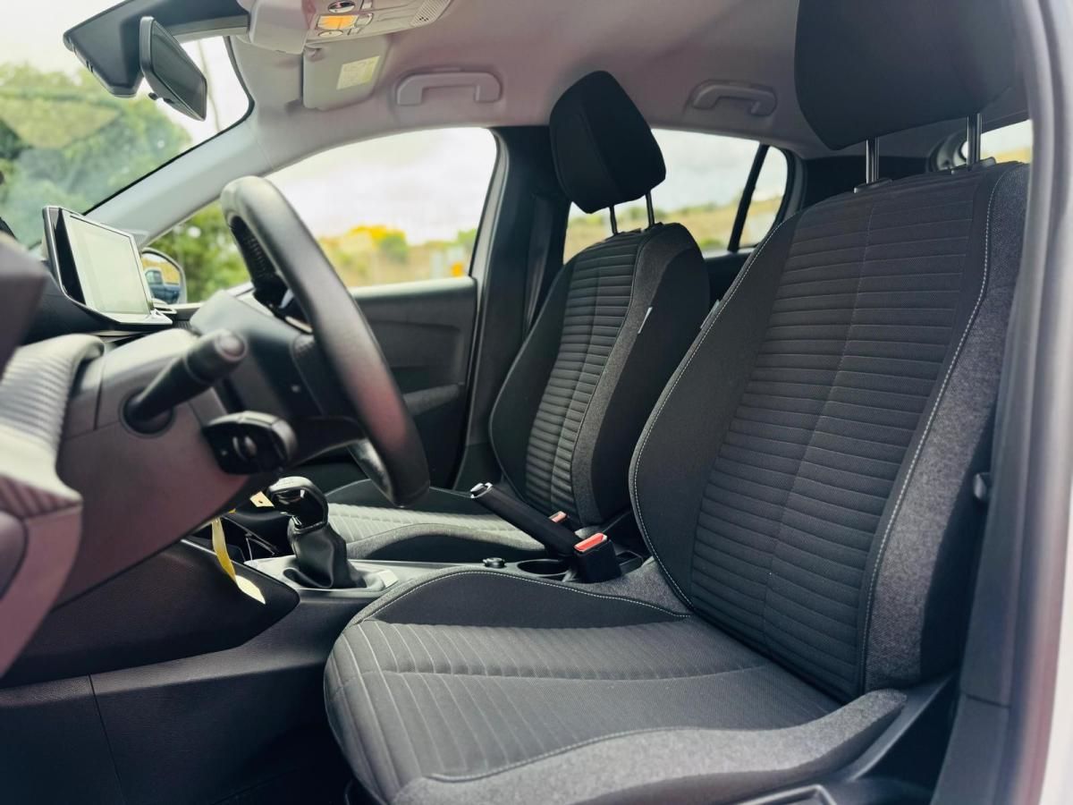 peugeot-208-2022-gasolina-1199cc