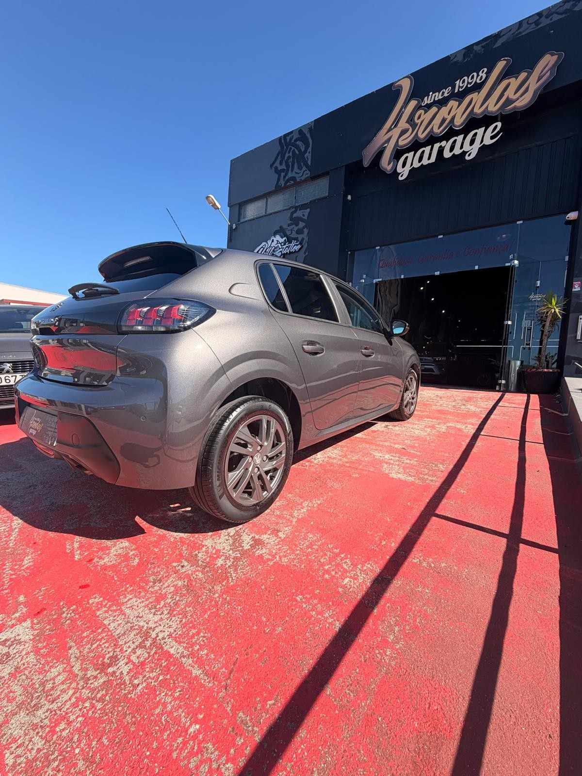peugeot-208-2022-gasolina-1199cc