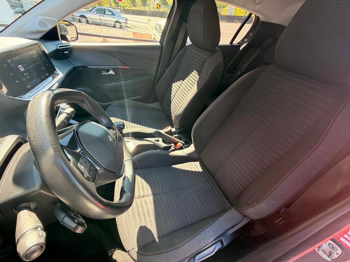 peugeot-208-2022-gasolina-1199cc