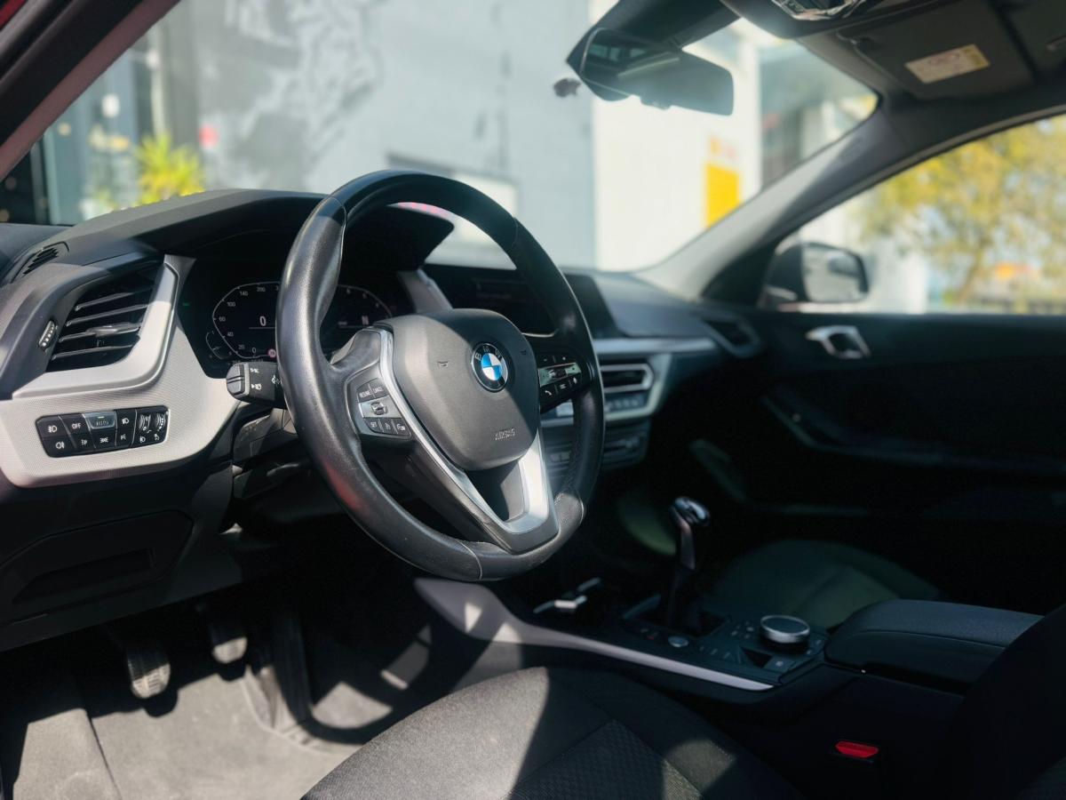 bmw-serie-1-2022-gasolina-1499cc