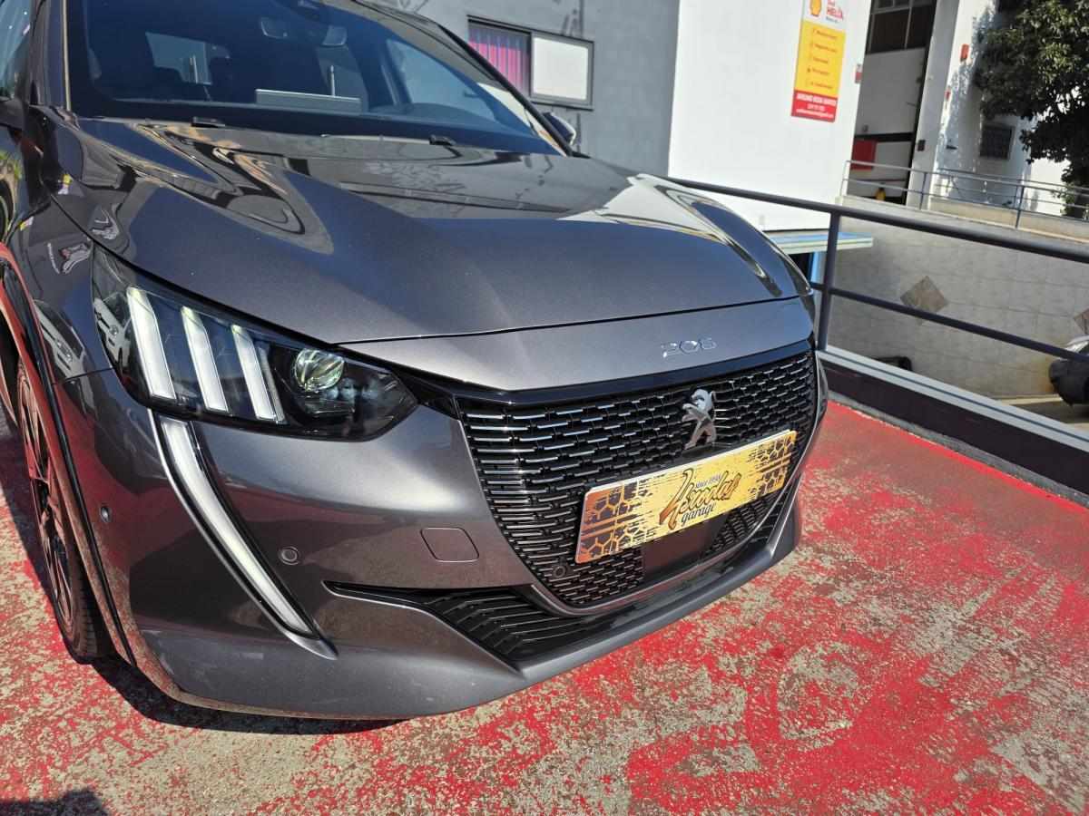 peugeot-208-2022-gasolina-1199cc